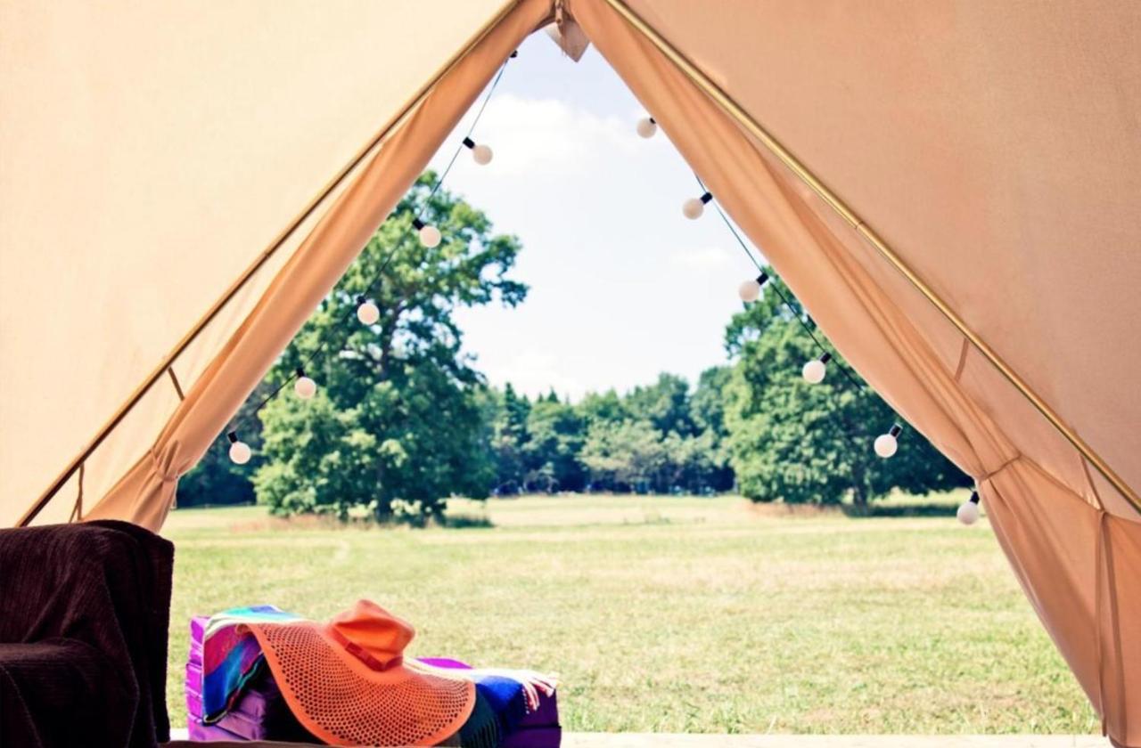 Отель Camp Katur Glamping Carthorpe Экстерьер фото