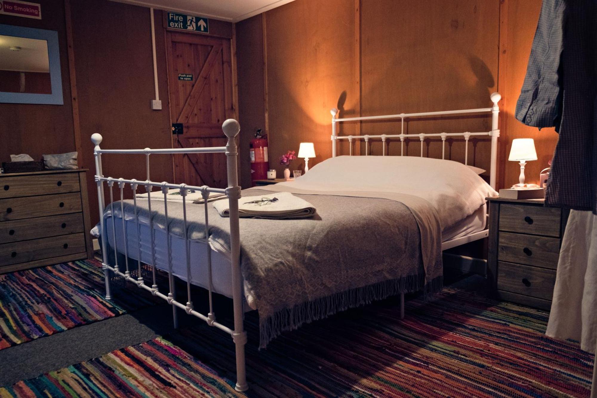 Отель Camp Katur Glamping Carthorpe Номер фото