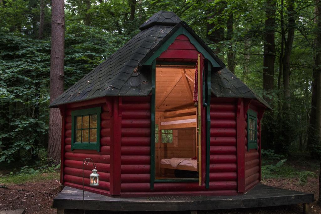 Отель Camp Katur Glamping Carthorpe Экстерьер фото